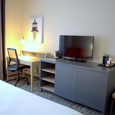 Country Inn & Suites By Radisson, Port Clinton, Oh Eksteriør billede
